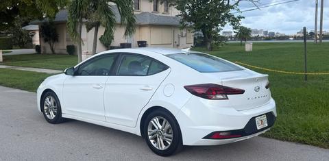 Hyundai Elantra 2019