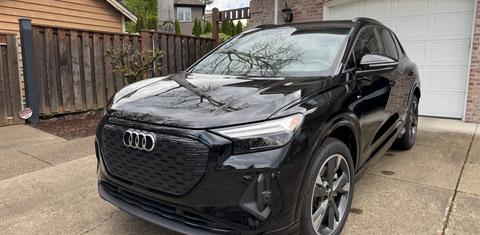 Audi Q4 e-tron 2024