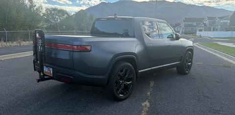 Rivian R1T 2025