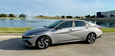 Hyundai Elantra 2025