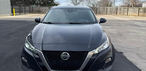 Nissan Altima 2021