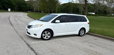 Toyota Sienna 2014