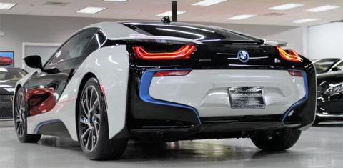 BMW i8 2016