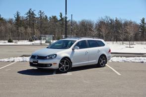 Volkswagen Golf car