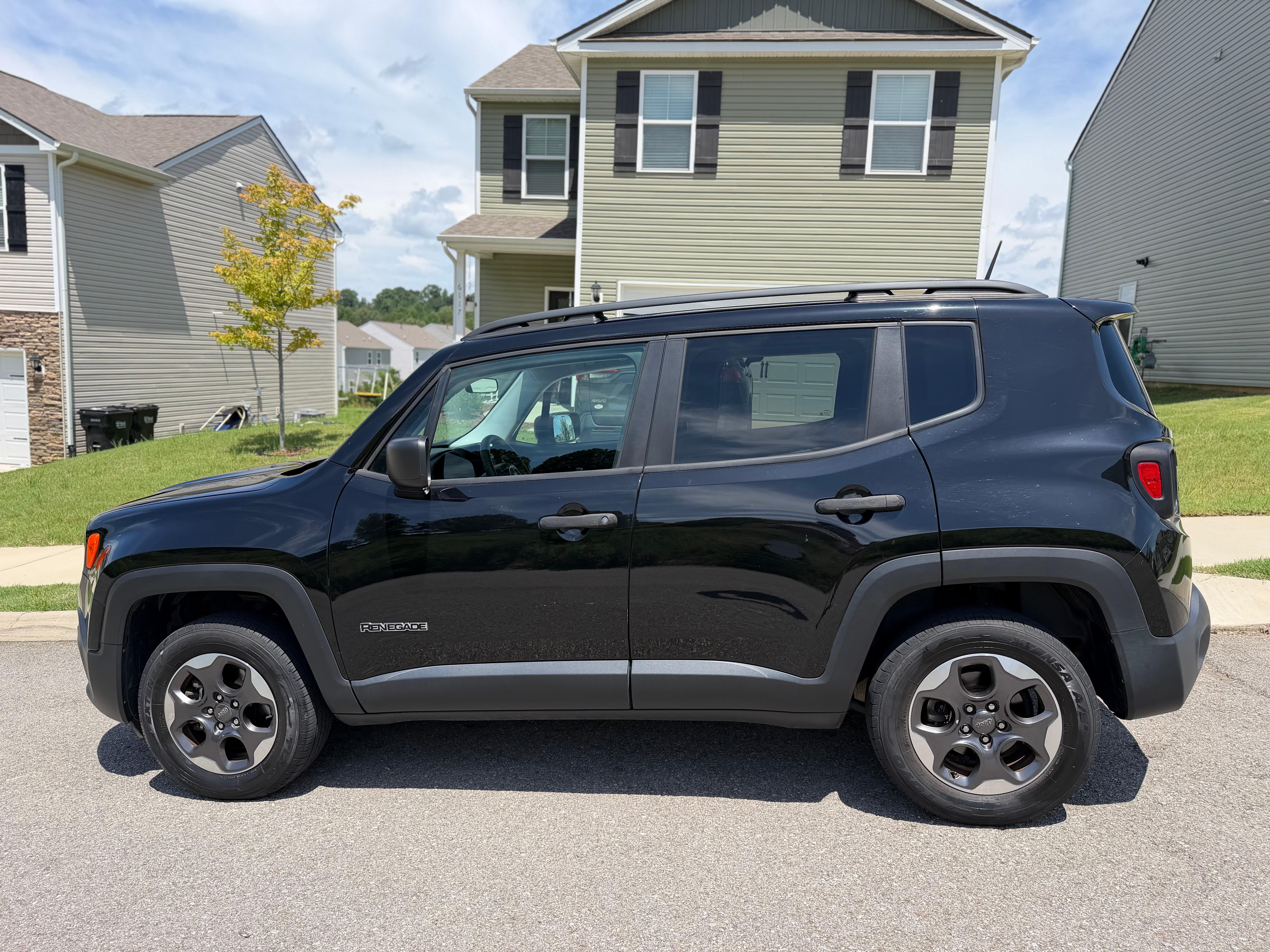 Jeep Renegade 2017 in Knoxville, TN