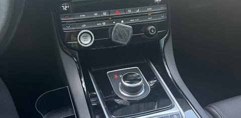Jaguar XE 2017