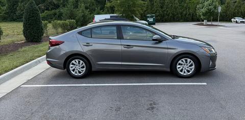 Hyundai Elantra 2020