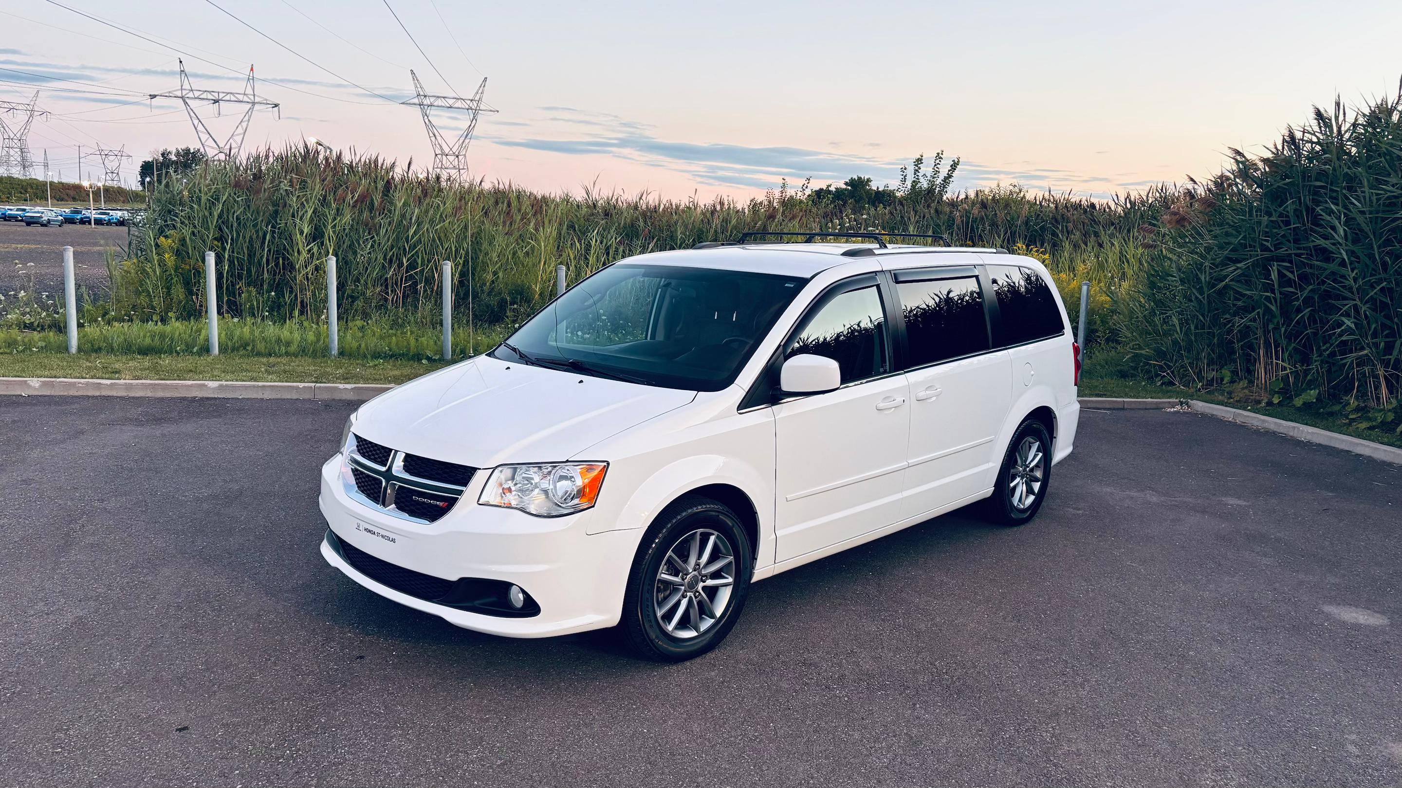 Dodge Grand Caravan 2015 in Québec, QC
