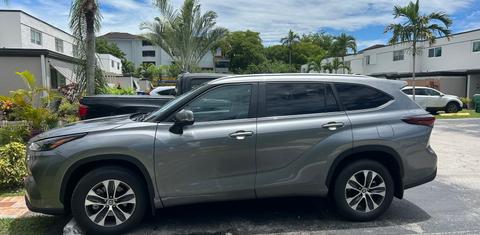 Toyota Highlander 2025