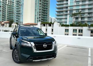Nissan Pathfinder car
