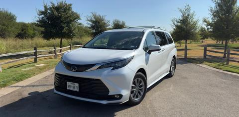 Toyota Sienna 2025