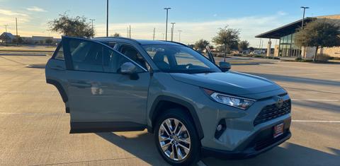 Toyota RAV4 2021