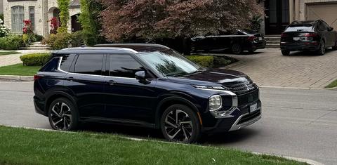 Mitsubishi Outlander 2024