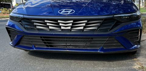 Hyundai Elantra 2025
