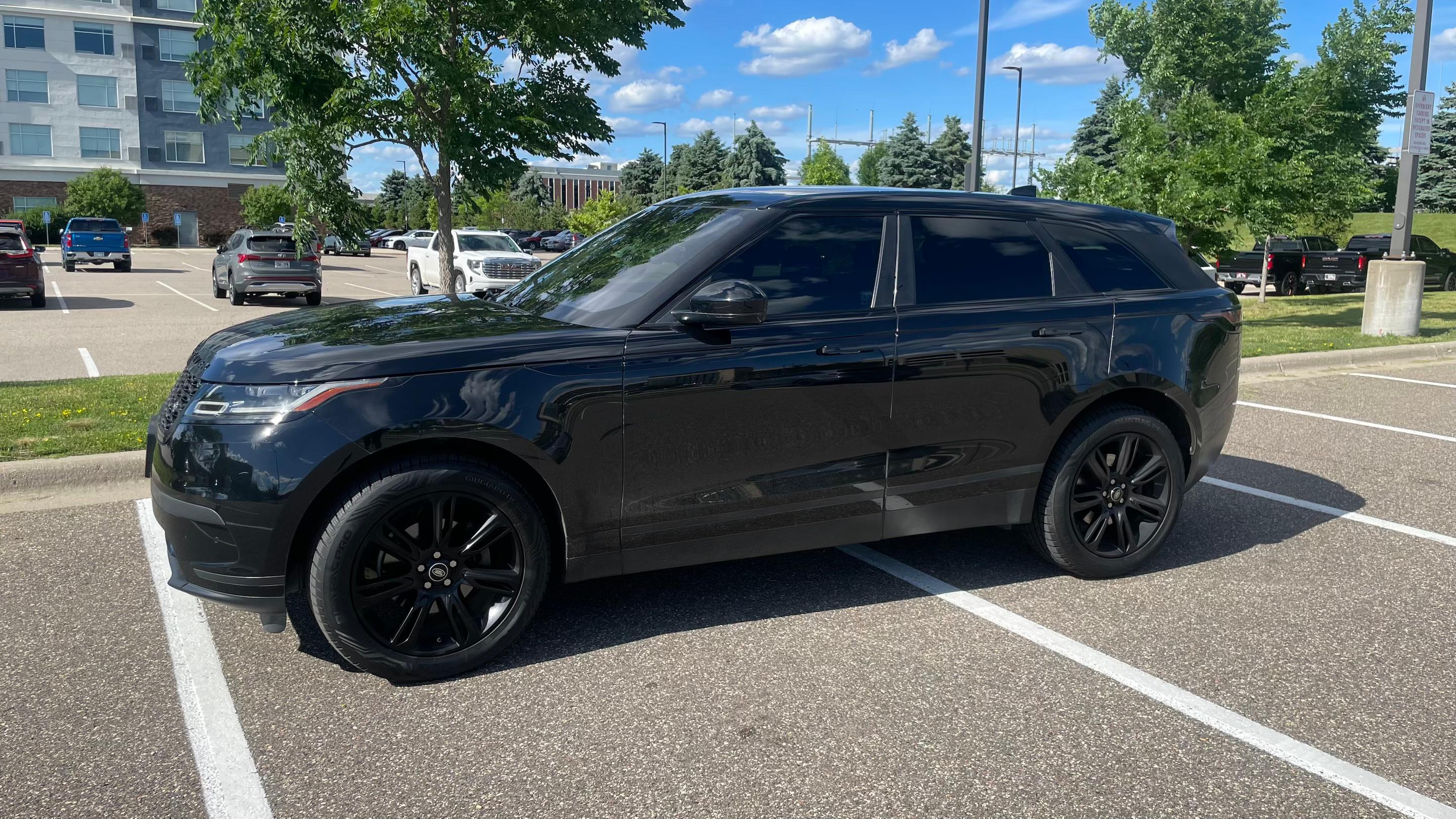 Land Rover Range Rover Velar 2019 in Bloomington, MN