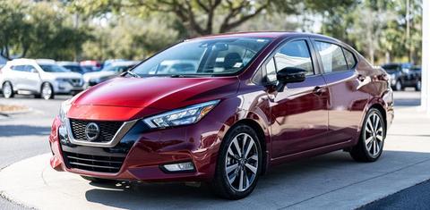 Nissan Versa 2020