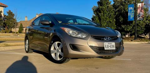 Hyundai Elantra 2013