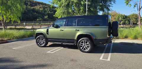 Land Rover Defender 2026