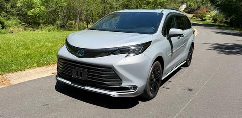 Toyota Sienna 2024