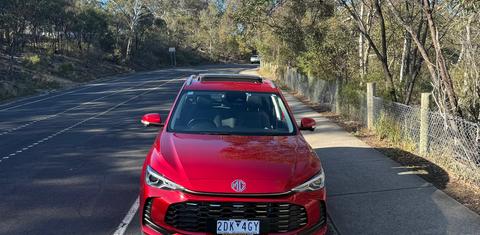 MG ZS 2025