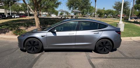 Tesla Model 3 2025