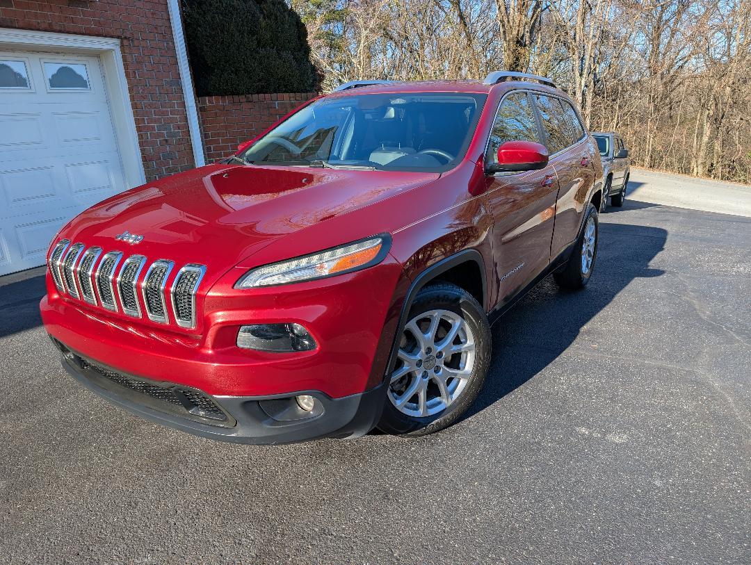 Jeep Cherokee 2017 in Chattanooga, TN