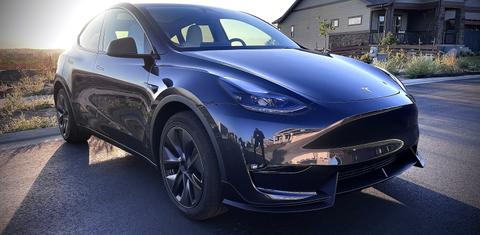 Tesla Model Y 2024