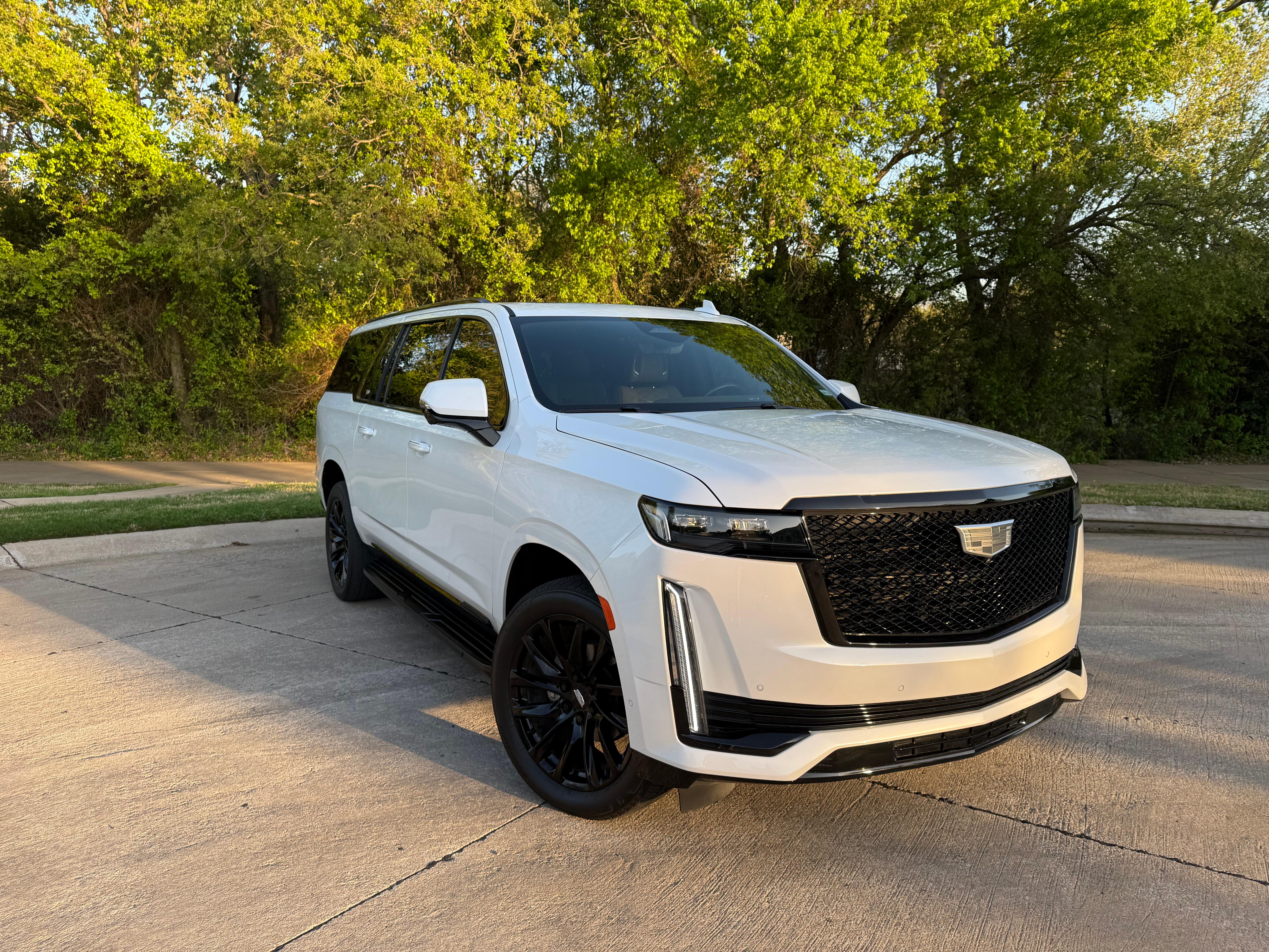 Cadillac Escalade ESV 2023 in Grapevine, TX