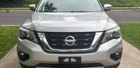 Nissan Pathfinder 2017