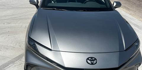 Toyota Camry Hybrid 2025