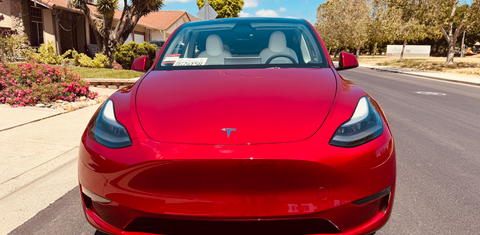 Tesla Model Y 2024