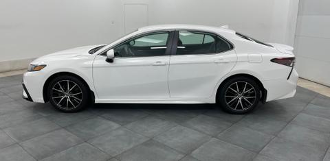 Toyota Camry 2023