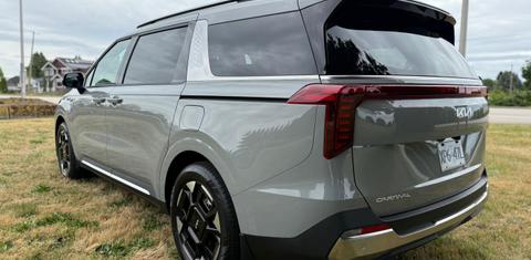 Kia Carnival Hybrid 2026
