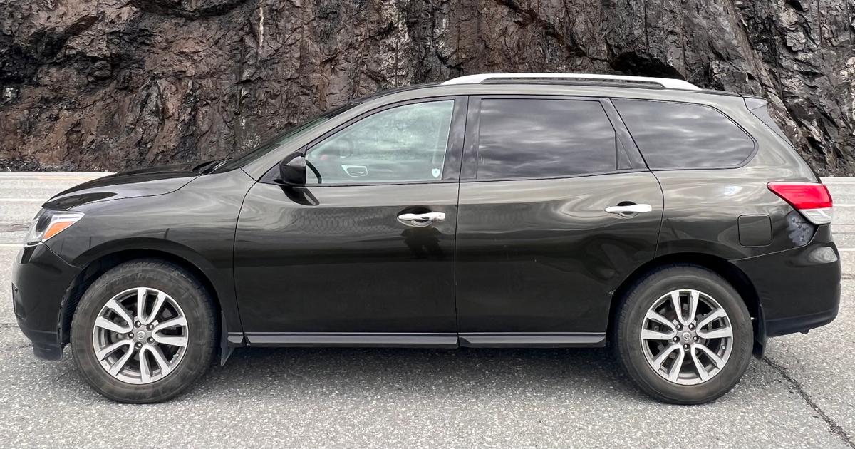 Nissan Pathfinder 2015 rental in Anchorage, AK by Chung J. Turo