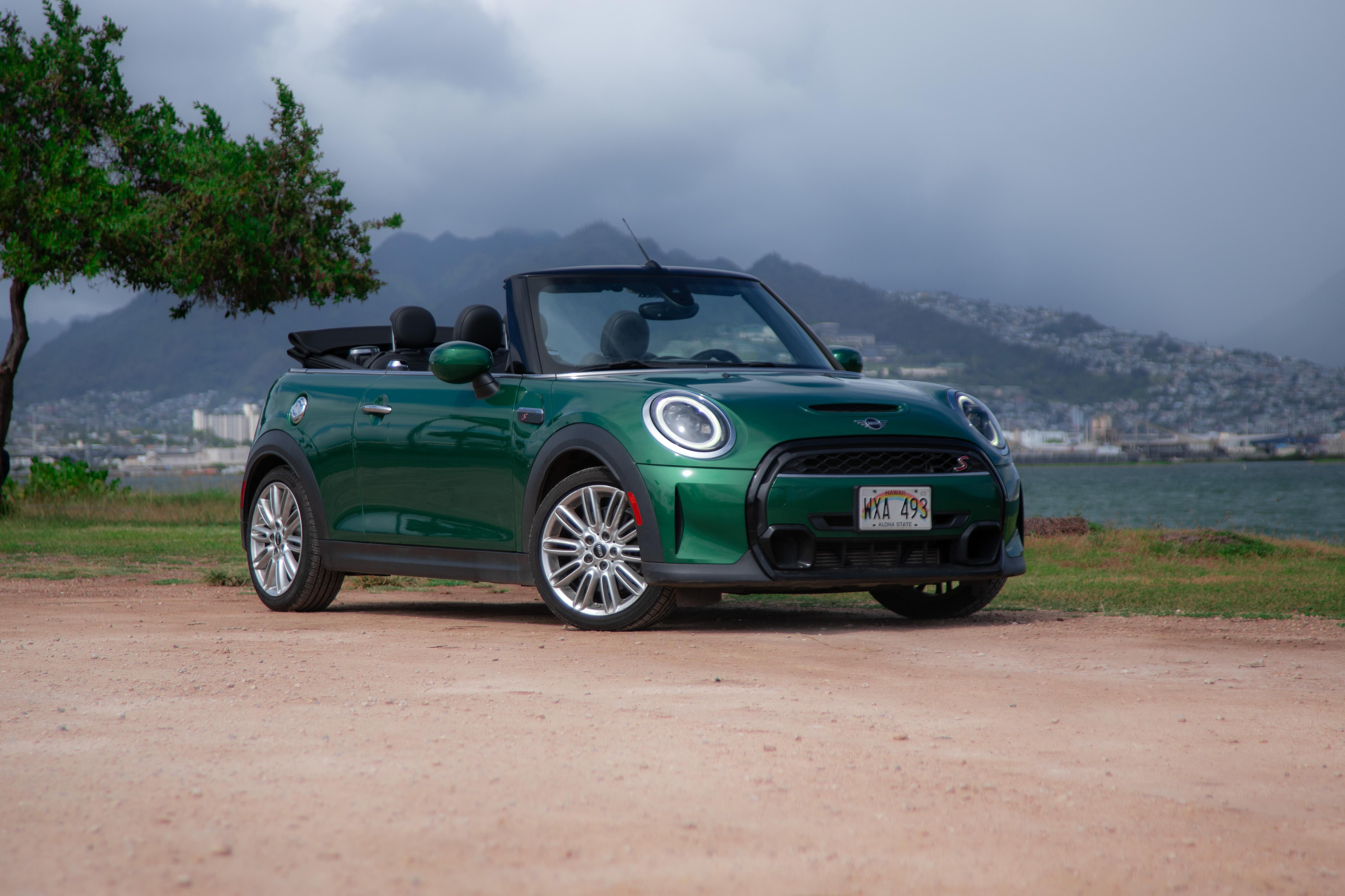 MINI Convertible 2024 in Honolulu, HI