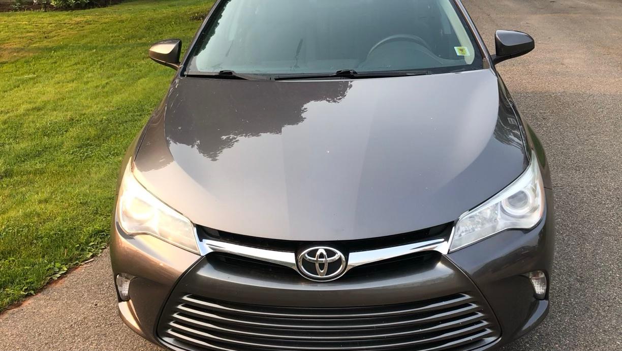 Toyota Camry 2017 à 