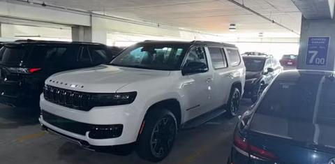 Jeep Wagoneer 2025