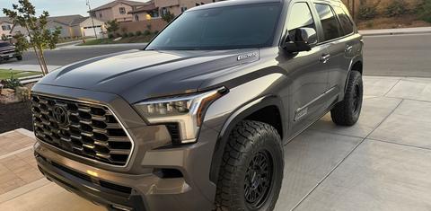 Toyota Sequoia 2025