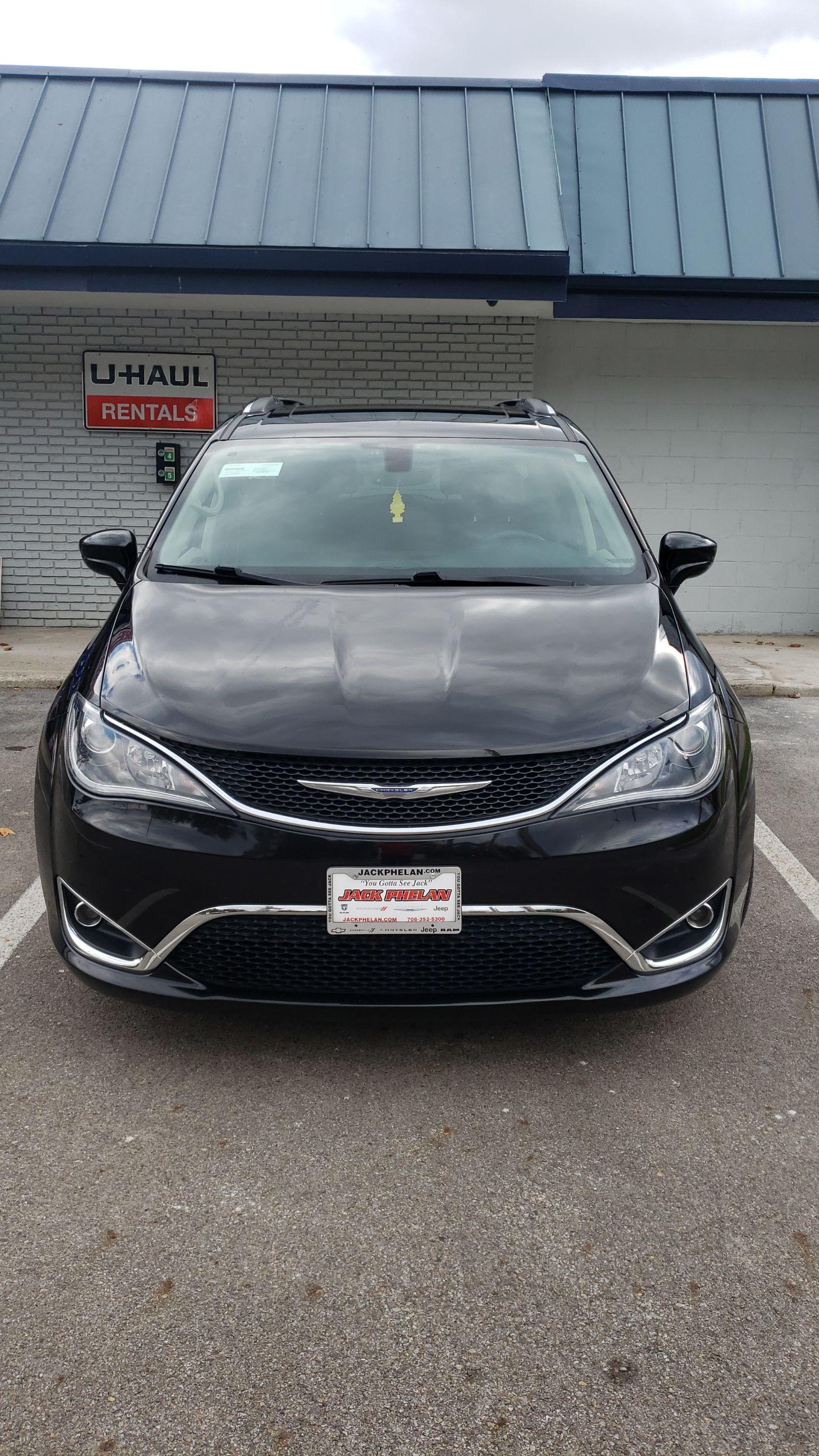 Chrysler Pacifica 2018 rental in Columbus, OH by Mars O. | Turo