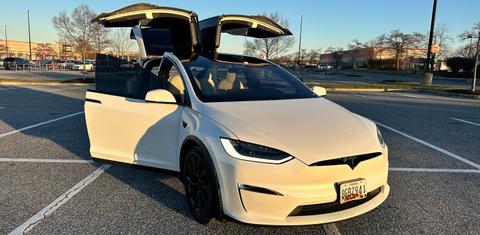Tesla Model X 2022