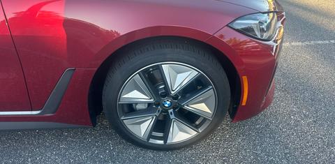 BMW i4 2025