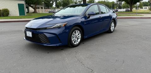 Toyota Camry Hybrid 2025