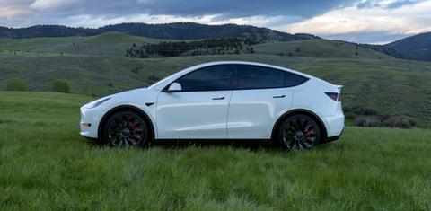 Tesla Model Y 2023