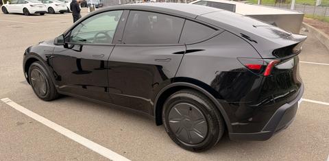 Tesla Model Y 2026
