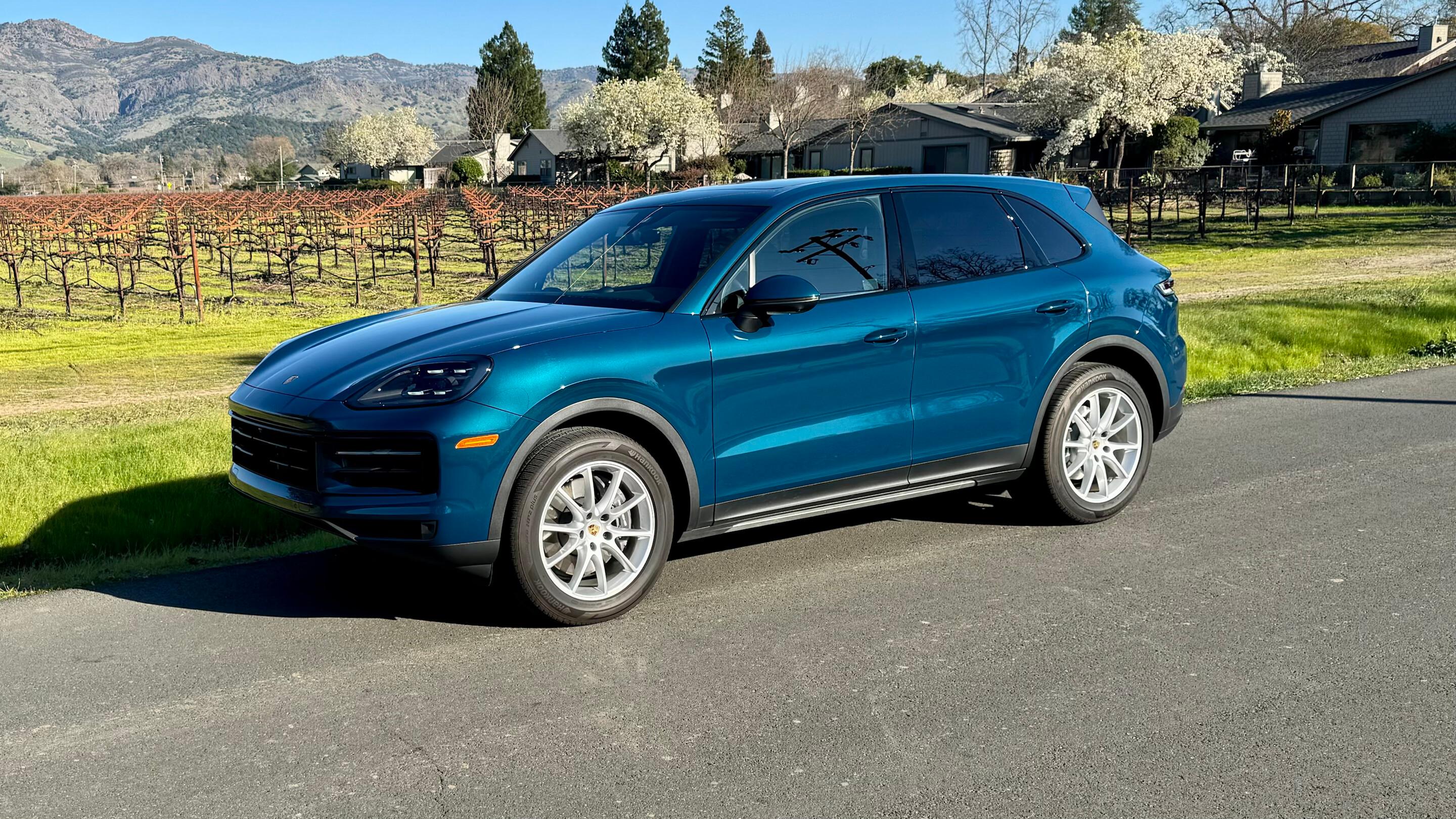 Porsche Cayenne 2024 in Foster City, CA