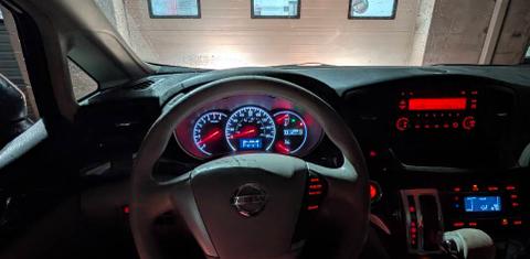 Nissan Quest 2013