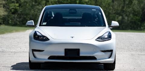 Tesla Model 3 2023