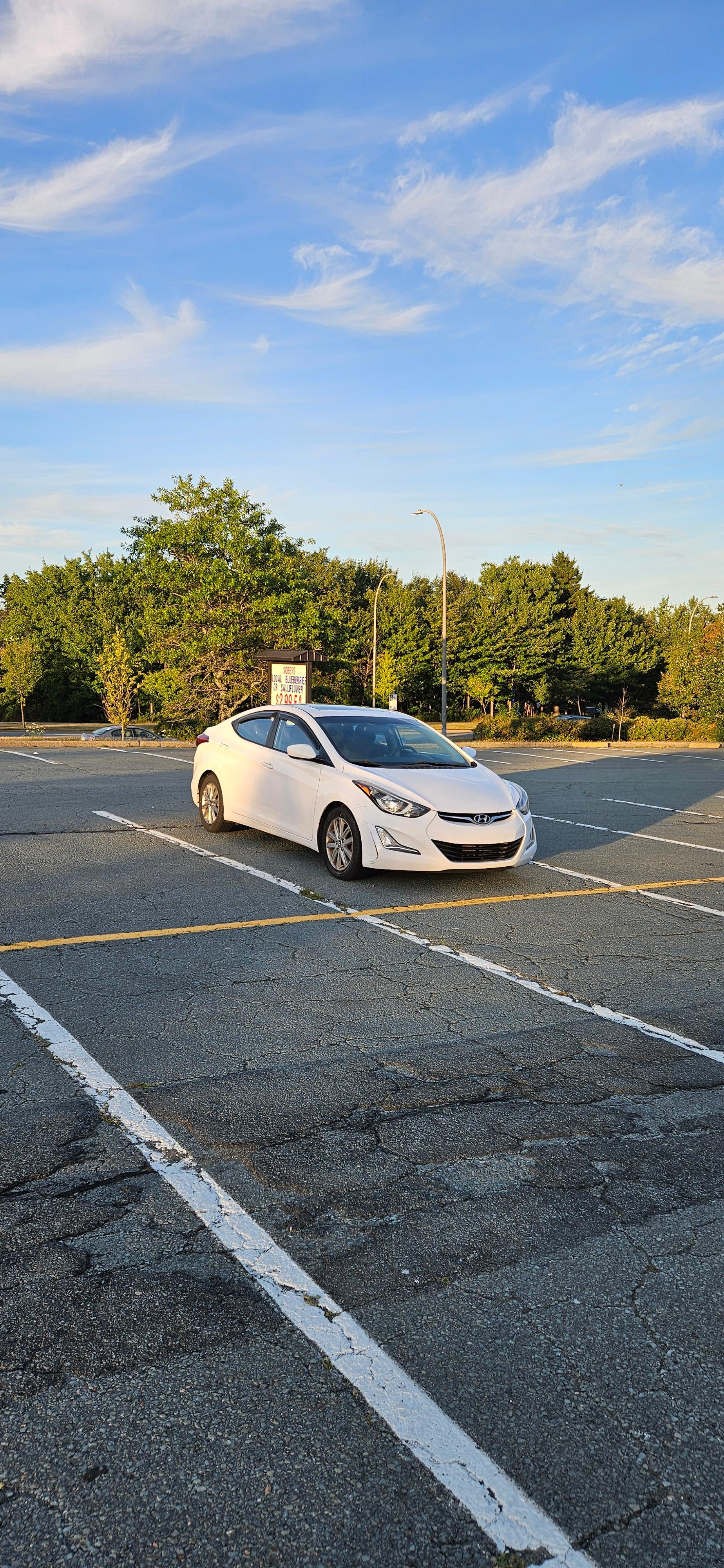 Hyundai Elantra 2015 in Halifax, NS