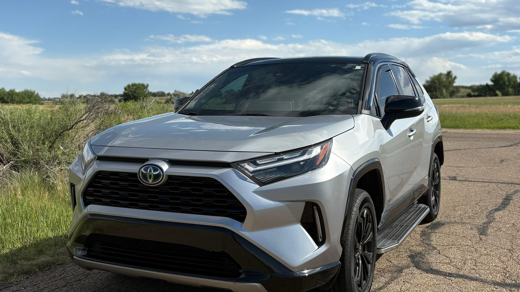 Toyota RAV4 Hybrid 2022 in Greenwood Village, CO