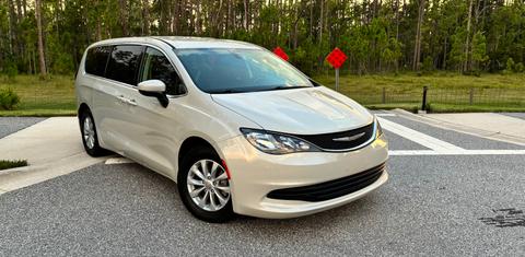 Chrysler Pacifica 2017